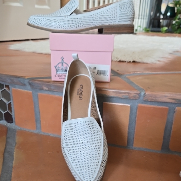 Crown White Perforated Flats for Everyday Comfort - Picture 6 of 6